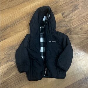 Columbia reversible jacket with hood! Black size 3T